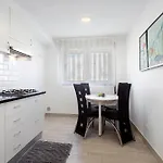 Natalina T1 Apartment